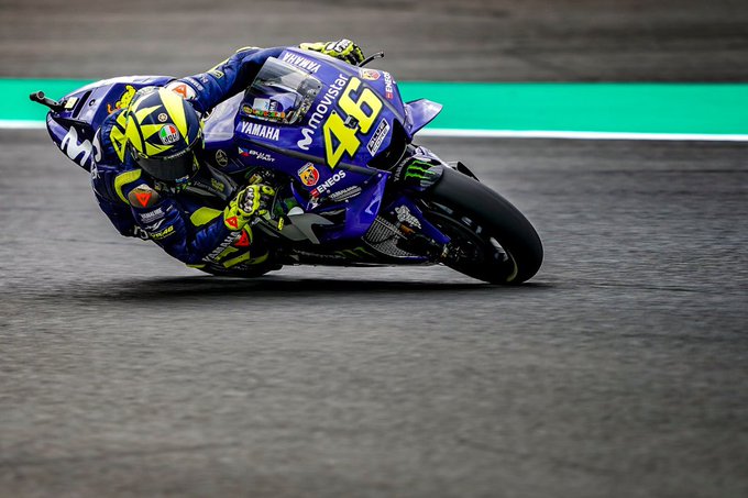 Valentino Rossi akan menggunakan knalpot dan swingarm standar M1. (Foto: Twitter/@ValeYellow43)