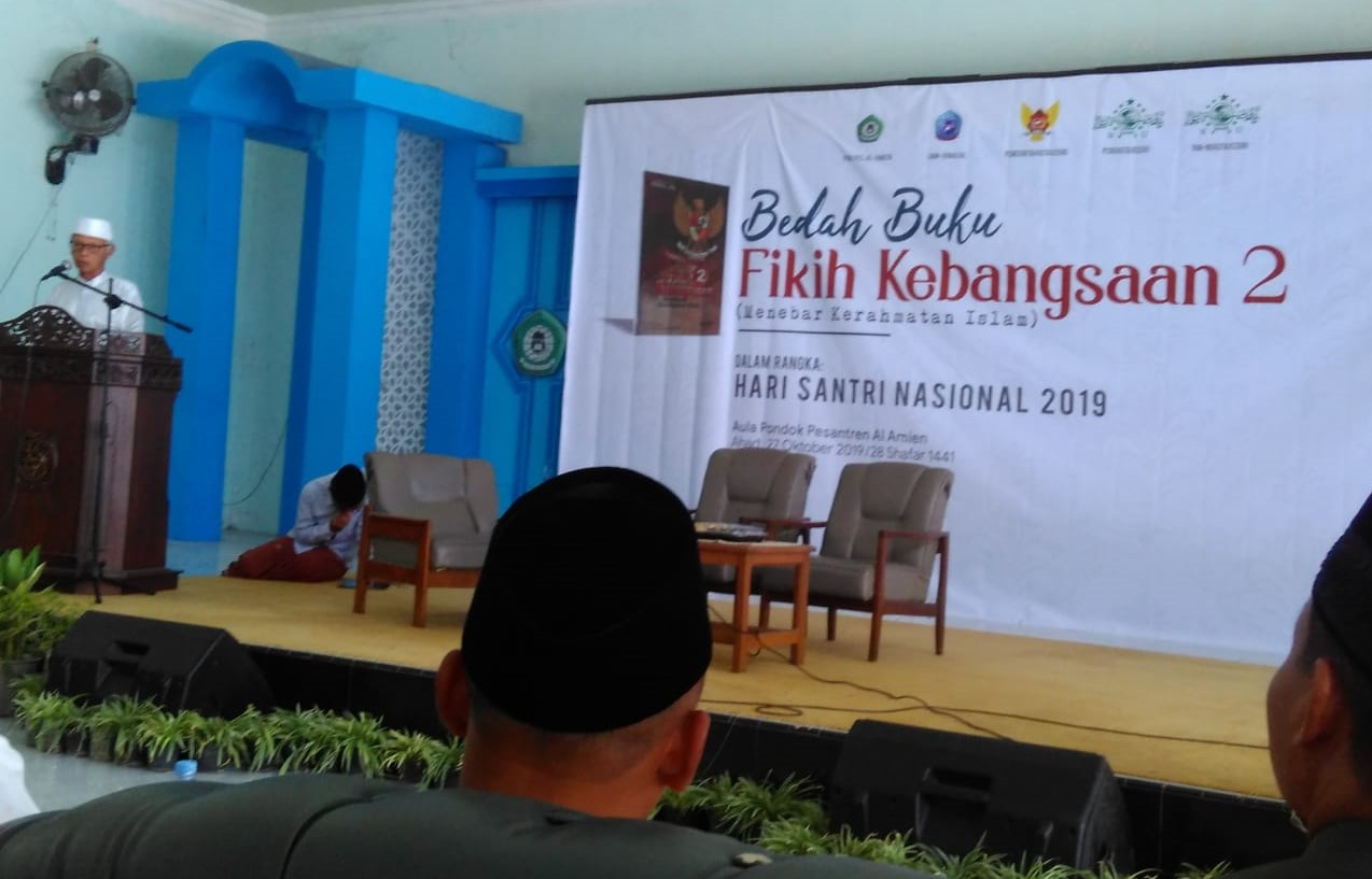 Bedah buku Fikih Kebangsaan 2 di Ponnpes Al Amien, Ngasinan, Rejomulyo, Kediri, Minggu, 27 Oktober 2019. (Foto: Istimewa)