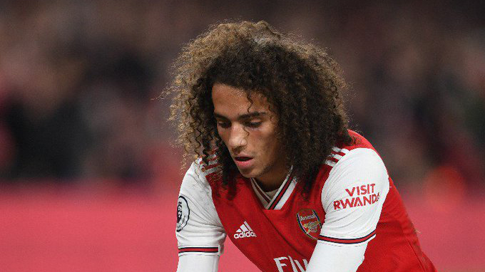 Ekspresi loyo Matteo Guendouzi setelah Arsenal ditahan 2-2 oleh Crystal Palace. (Foto: Twitter/@Arsenal)