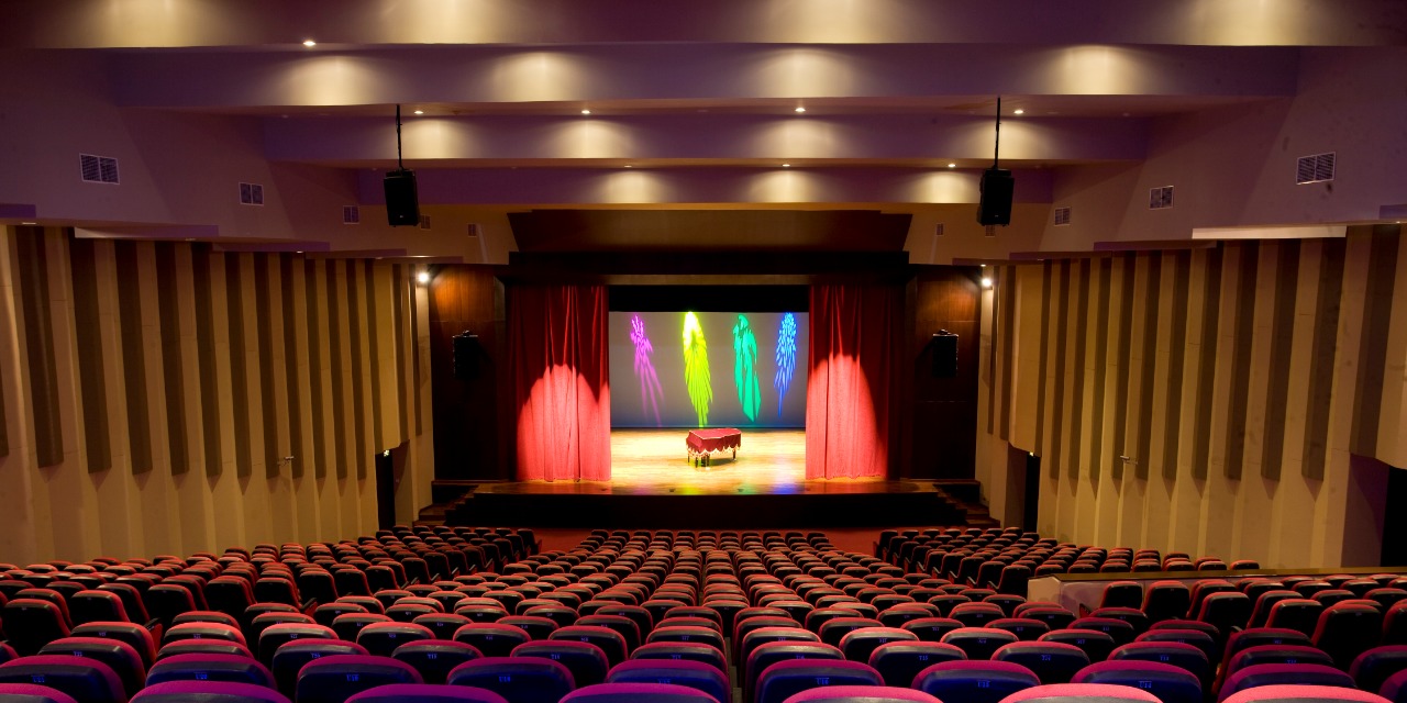 Interior dan akustik Ciputra Hall Performing Art Center Surabaya. (Foto Dokumen)