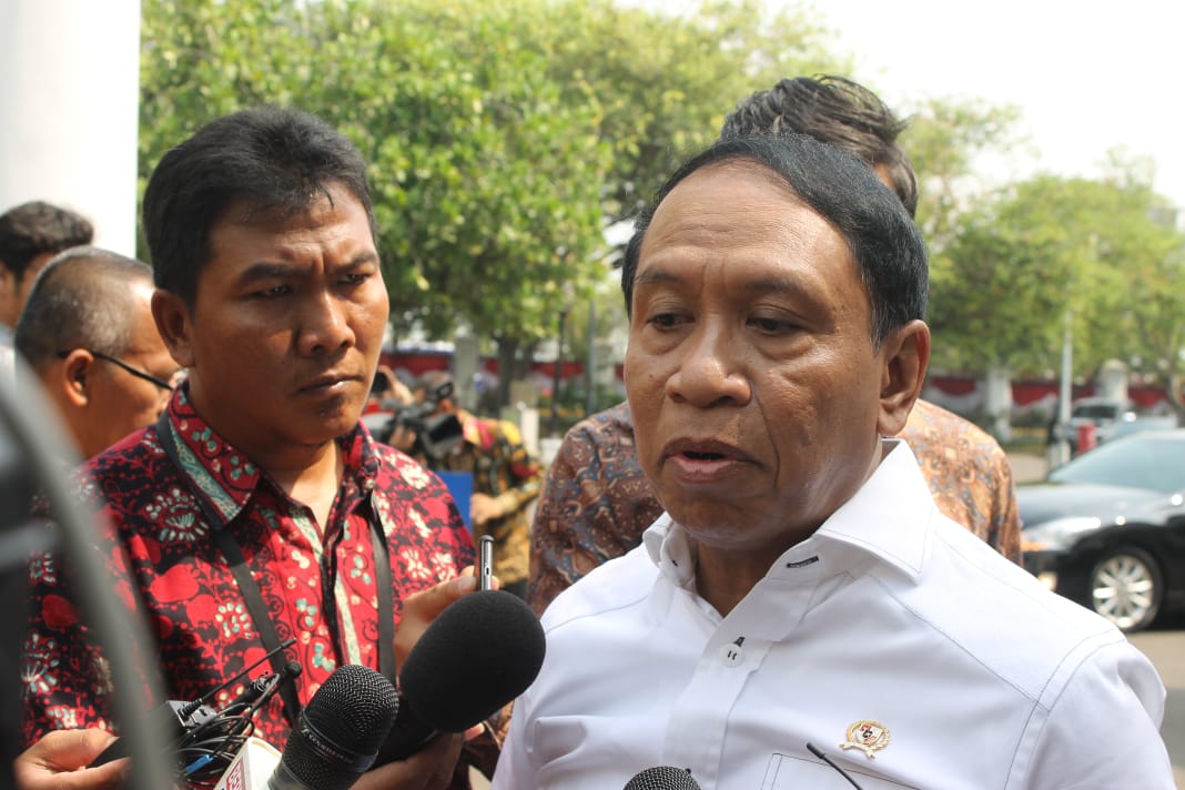  Menpora Zainuddin Amali sesalkan pengrusakan fasilitas GBT. (Foto: Asm/ngopibareng.id)