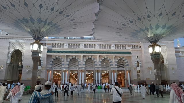 Bagian lain dari Masjid Nabawi di Madinah. (Foto: Istimewa)