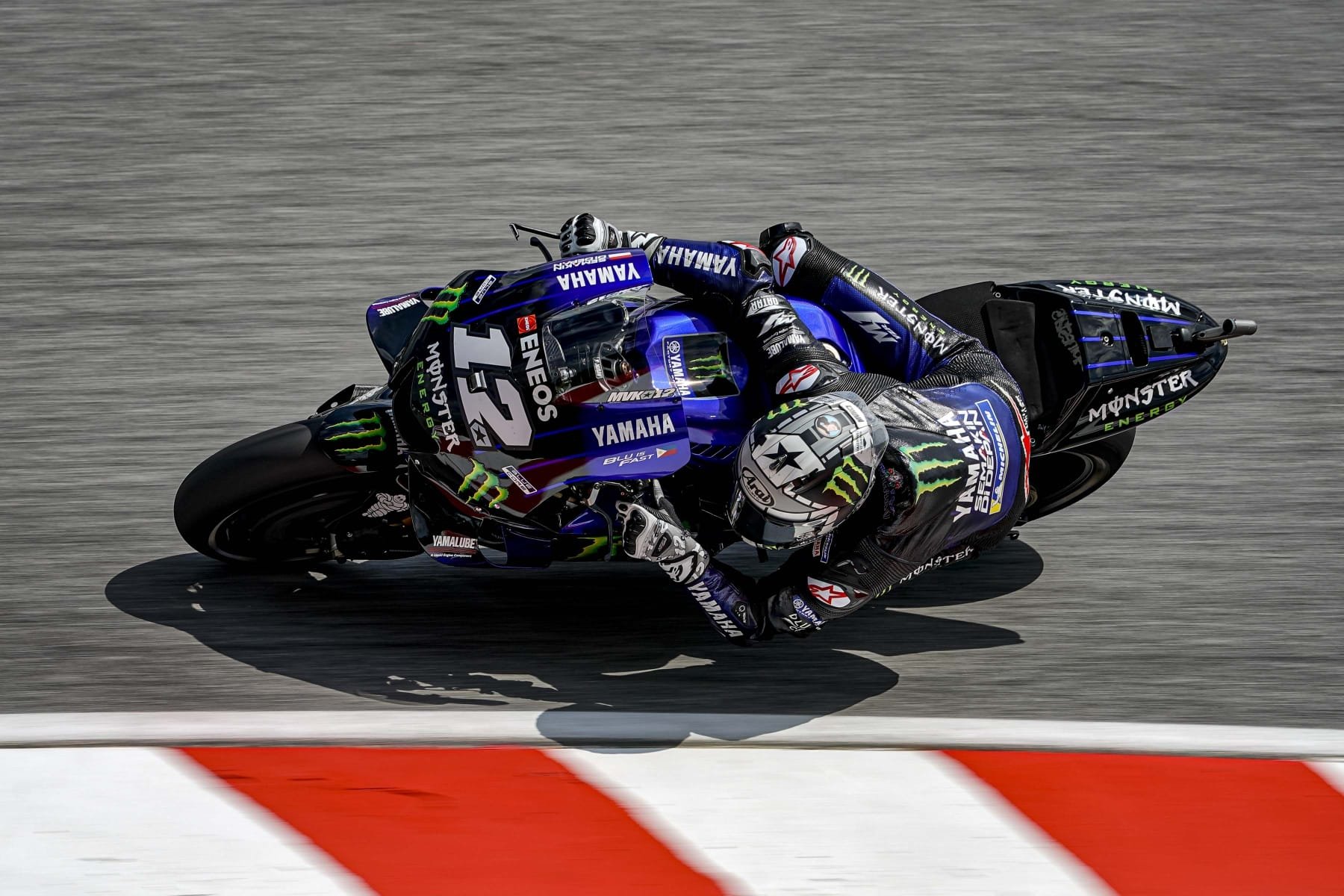 Maverick Vinales berhasil menjadi juara di MotoGP Malaysia 2019. (Foto: Twitter/@mvkofficial12)