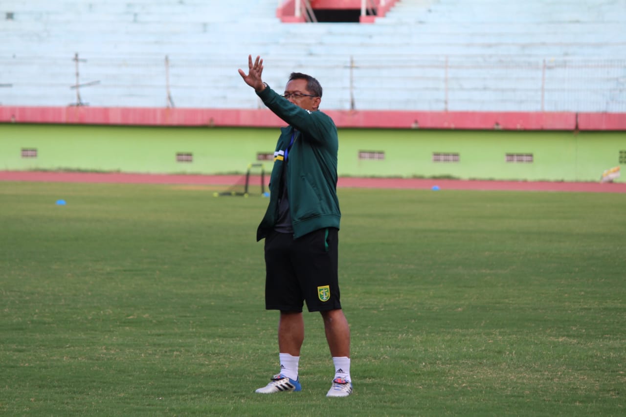 Pelatih Persebaya, Aji Santoso. (Foto: Haris/ngopibareng.id)