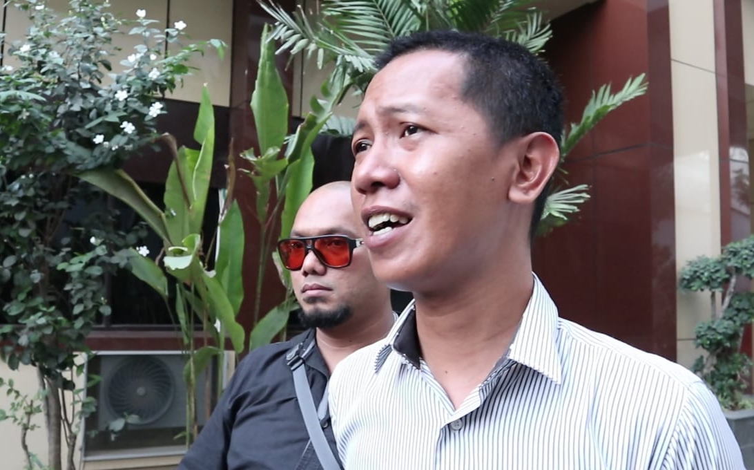 Kuasa hukum empat tersangka UU ITE, Imam Asmara Hakim.  (Foto: Faris/ngopibareng.id)