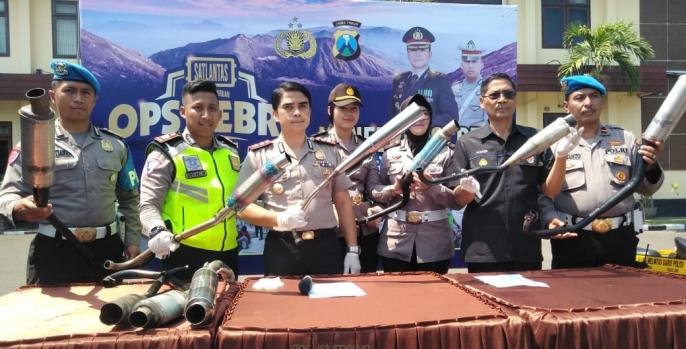 Gelar perkara operasi zebra semeru Polres Pasuruan yang dipimpin Kapolres AKBP Rofiq Ripto. (Foto: Dok Humas)