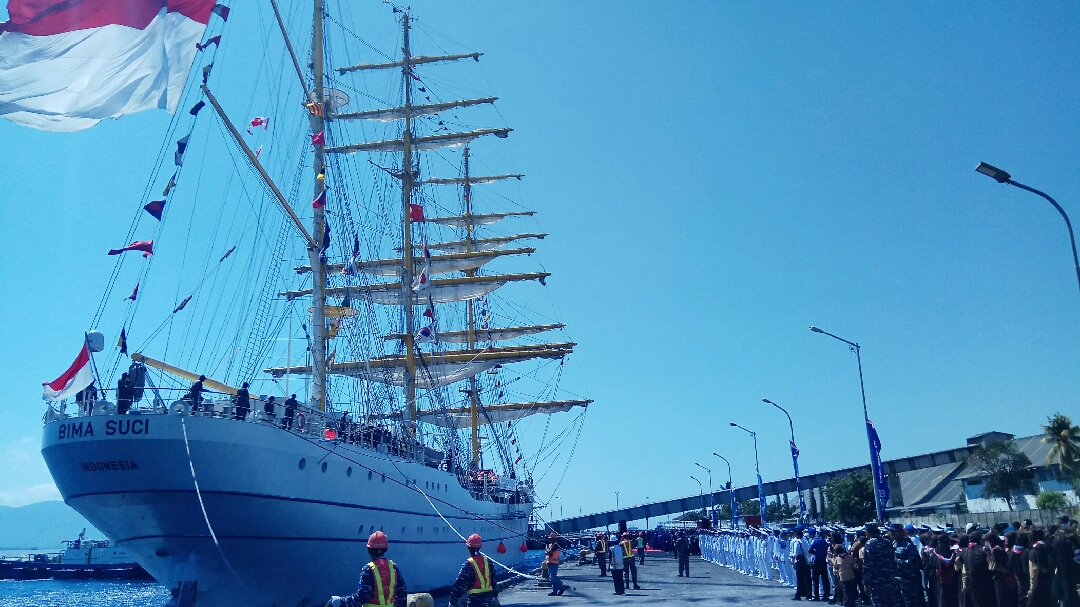 KRI Bima Suci berlabuh di Pelabuhan Tanjungwangi Banyuwangi