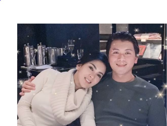 Pasangan Syahrini dan Reino Barack. (Foto: Instagram @princessyahrini)