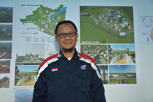 Project Manager PT Waskita Karya, Mahmud Hariono. (Foto: waskita)