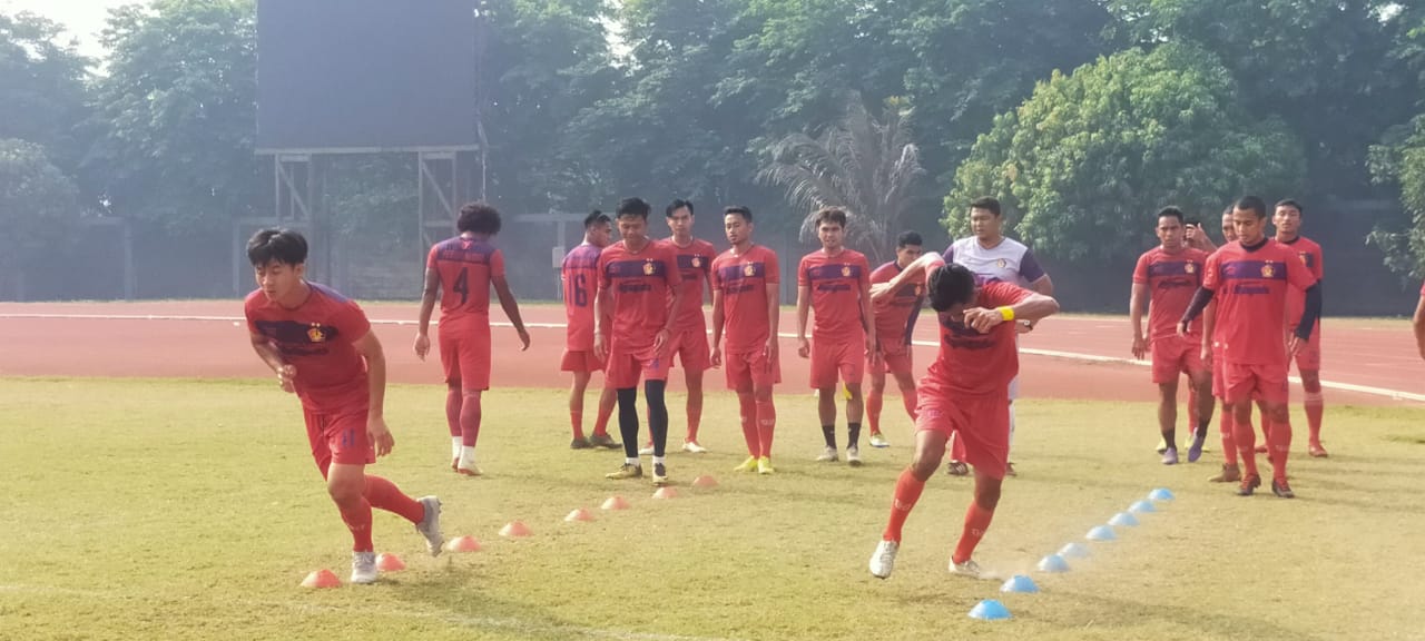 Persik Kediri gelar latihan di Gelora Sriwijaya Jakabaring, Palembang. (Foto: Istimewa)