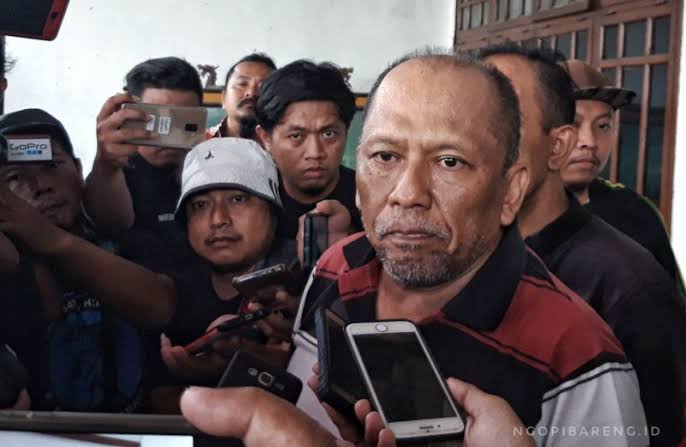 Mantan anggota Exco PSSI, Hidayat, telah tutup usia. (Foto: Haris/Ngopibareng.id)