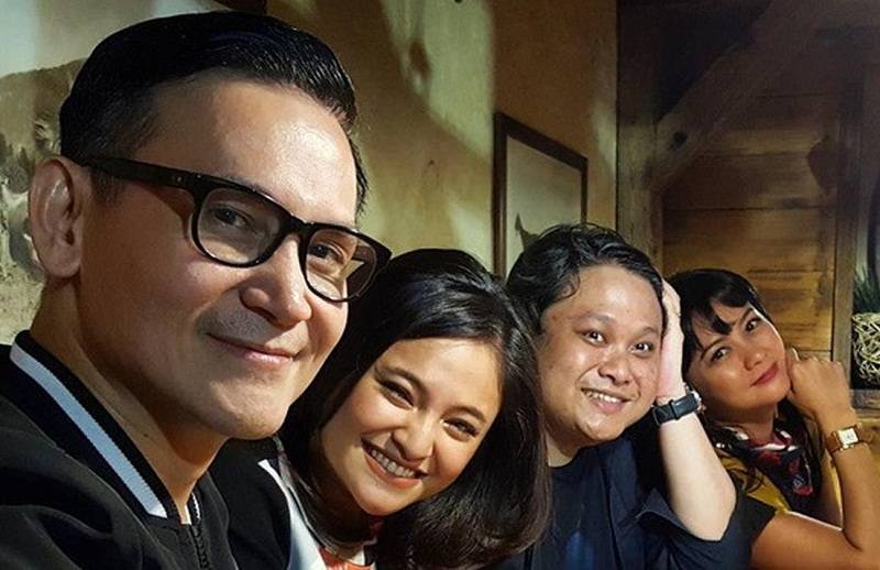 Kenangan Mochamad Syariful Zannah alias Cecep Reza (kedua kanan) bersama mantan pemain sinetron Bidadari, yakni Marcelino Lefrand, Marshanda, Maudy Wilhelmina. (Foto: Instagram Cecep Reza)