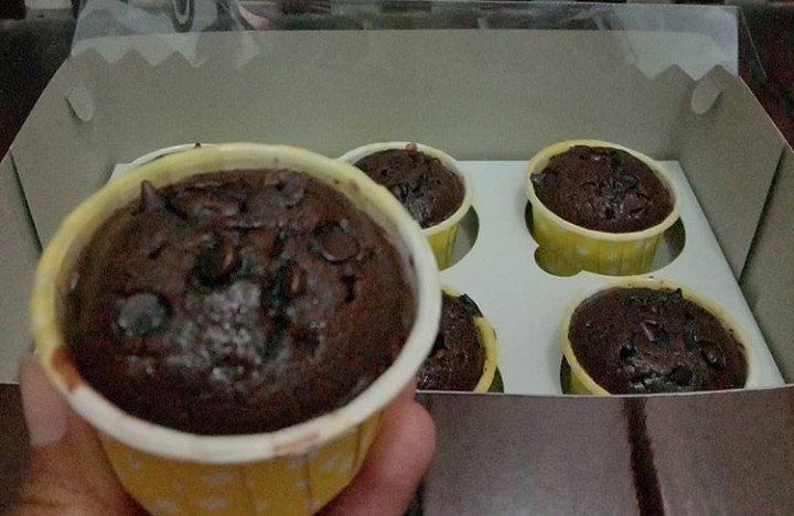 Brownies Lumer dari terong buatan Jovita dan ibunya. (Foto: istimewa)badi) 