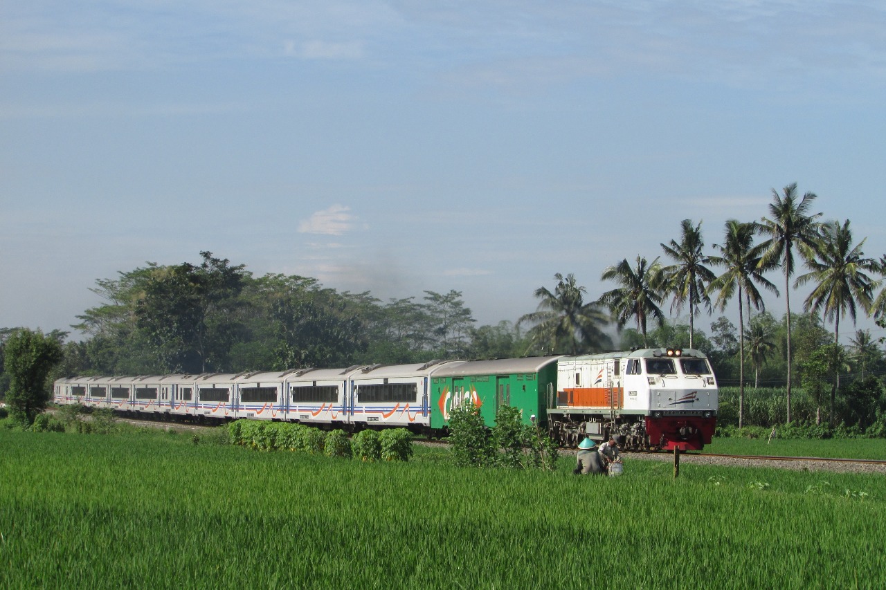 KA rute perjalanan Jakarta-Surabaya. (Humas KAI DAOP 8)