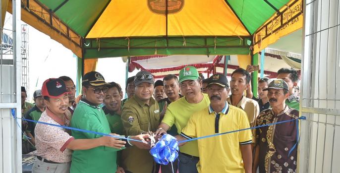 Bupati Pasuruan meresmikan bank sampah. (Foto: Dok Humas)