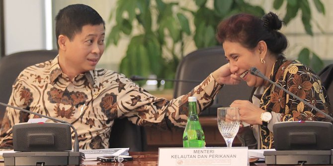 Mantan Menteri ESDM Ignasius Jonan dan mantan Menteri Perikanan dan Kelautan Susi Pudjiastuti. (Foto: Istimewa)