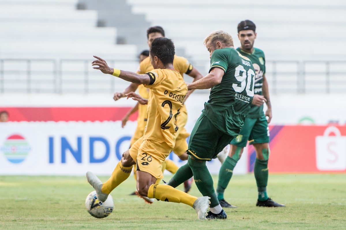 Persebaya vs Semen Padang. (Foto: Persebaya.id)