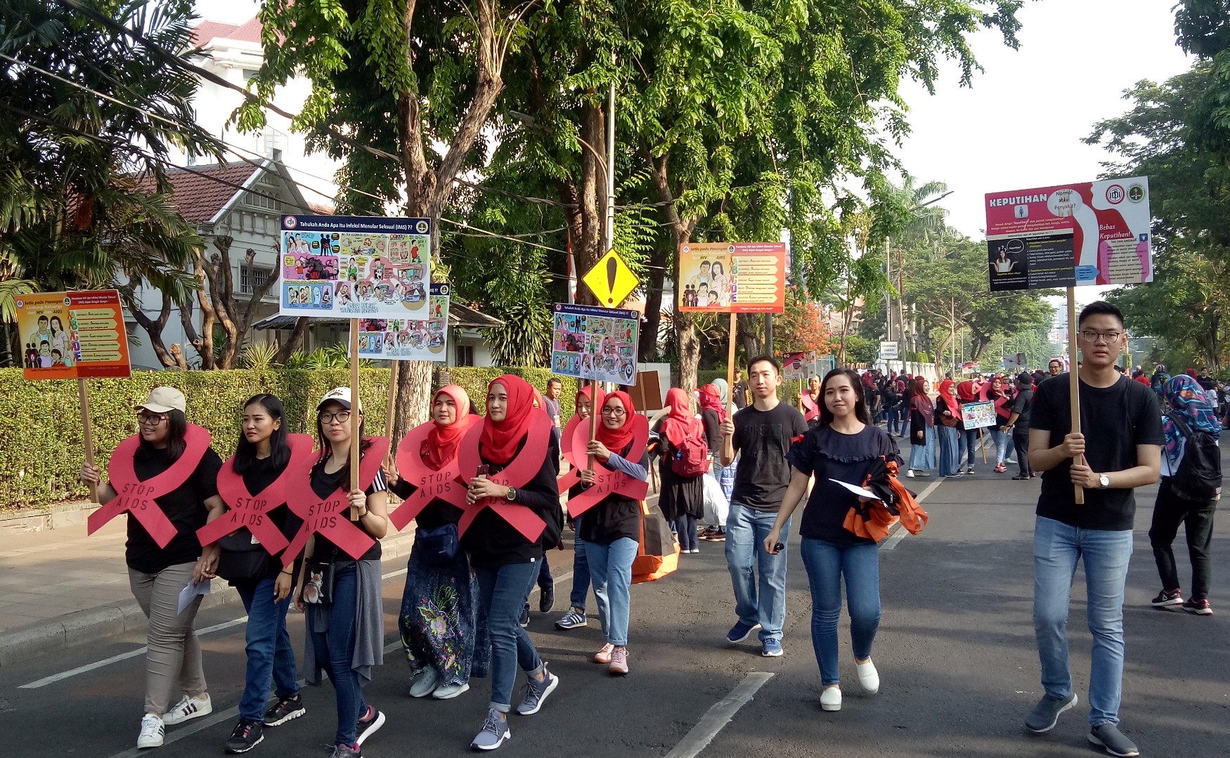 Perdoski saat berkampanye dan melakukan penyuluhan di acara Car Free Day di Bungkul Surabaya, Minggu, 1 Desember 2019.  (Foto: Pita/Ngopibareng.id)