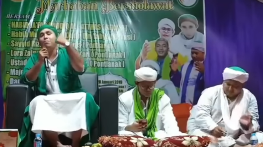 Jaffar Sodiq, pelaku penghinaan Wakil Presiden Ma'ruf Amin ditangkap Bareskrim di Depok. (Foto: YouTube)