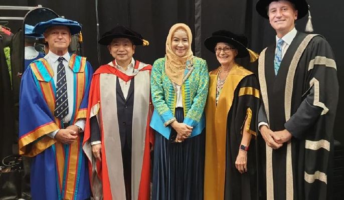 Suharso Monoarfa dapat gelar Doktor Honoris Causa dari Central Queensland University Australia (Foto: Dok. PPP)