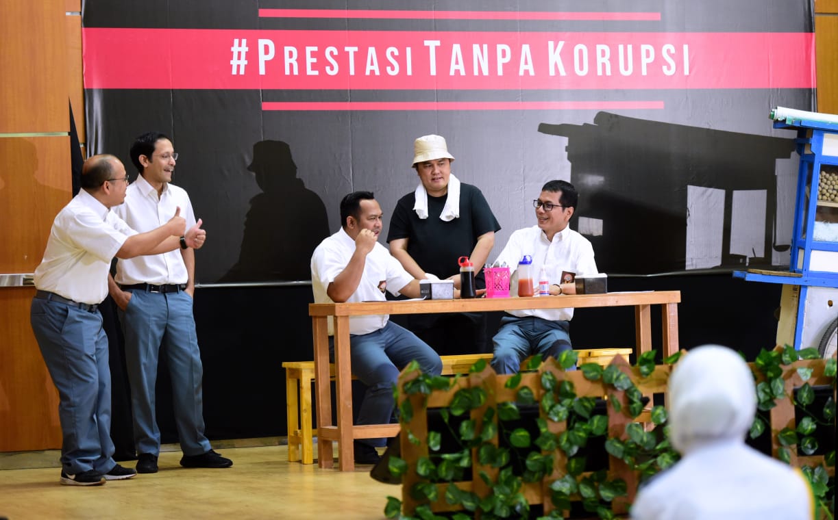 Pentas teater para menteri dalam memperingati Hari Anti Korupsi Dunia. (Foto: BPMI)