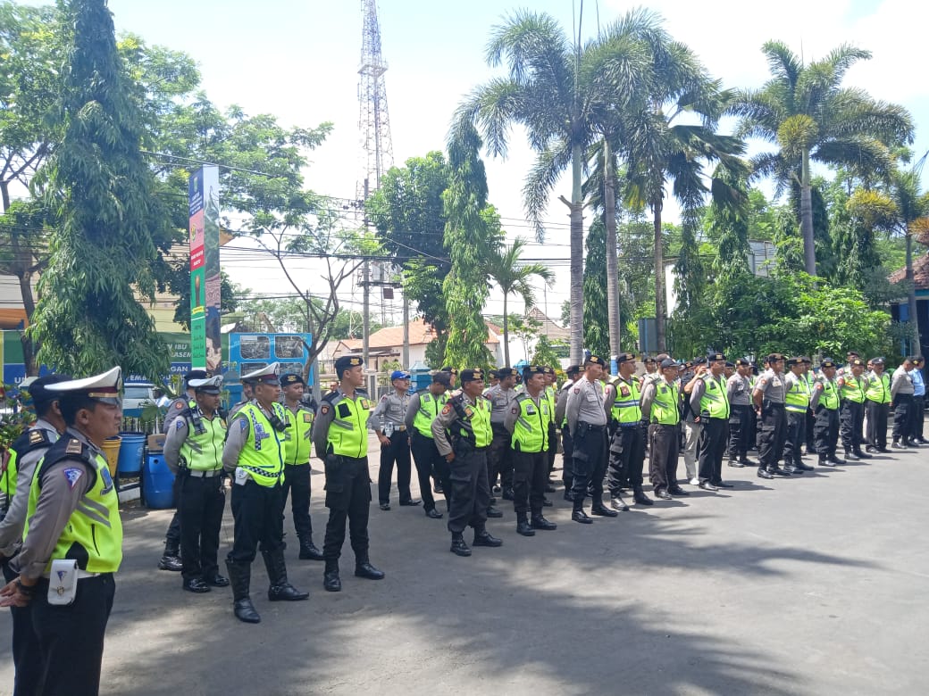 Apel giat persiapan pengamanan jelang perayaan Natal dan Tahun Baru. (Foto: Dok. Polres Malang)