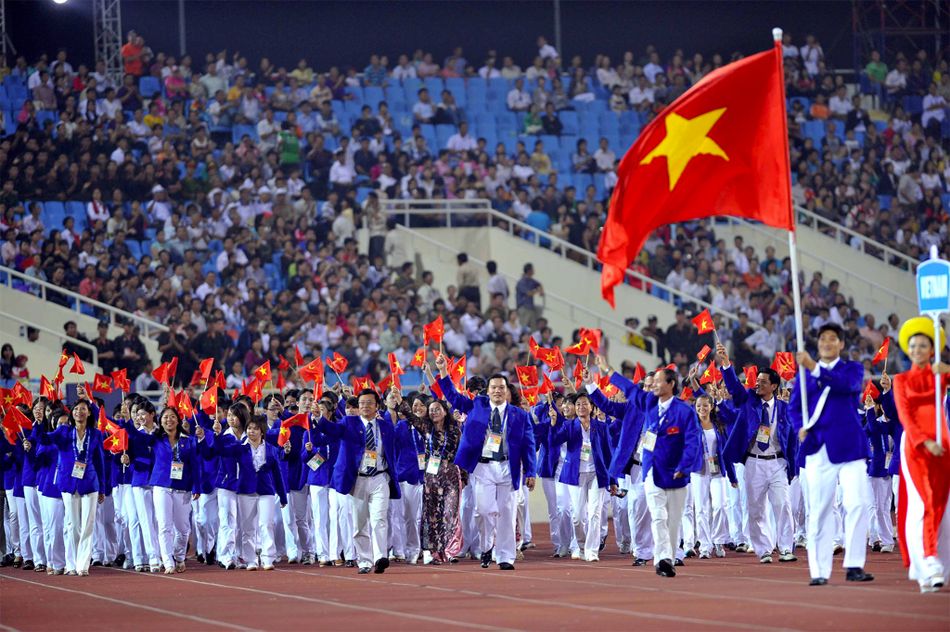 Defile atlet kontingen negara Vietnam. (Foto: SEA Games 2019 Filipina)