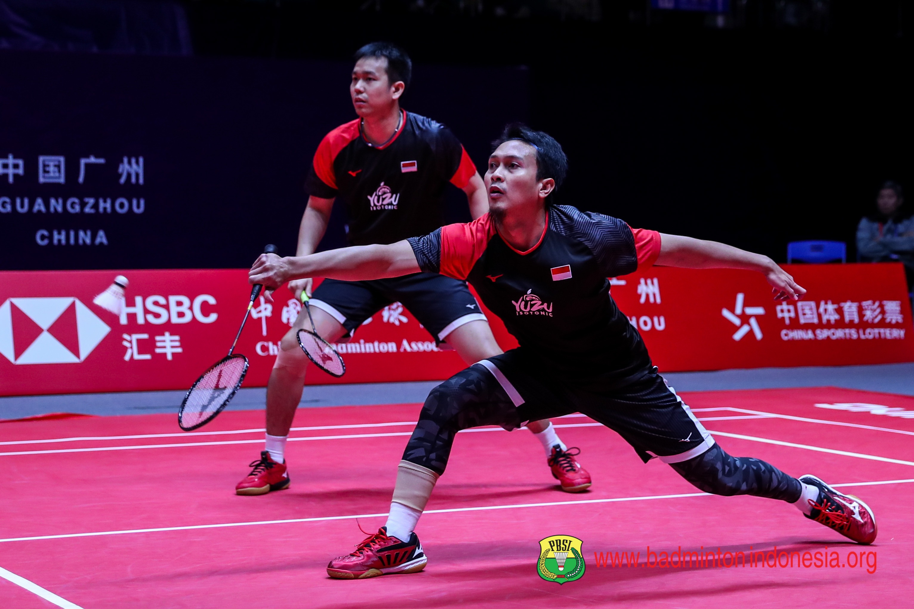 Hendra/Ahsan berhasil melaju ke semifinal BWF World Tour Finals 2019. (Foto: badmintonindonesia.org)