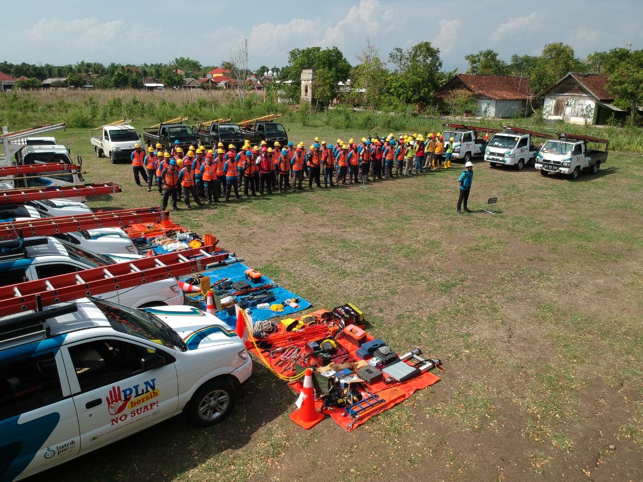 PLN siagakan 1524 untuk amankan pasoakan Nataru. (Foto: Istimewa)