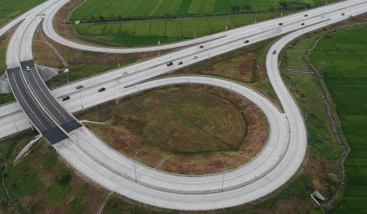 Tol Solo-Ngawi yang didivestasikan ke perusahaan Hong Kong. (Foto: Ant)