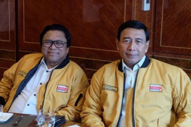 OSO dan Wiranto saat masih sama-sama mesra di Hanura. (Foto: Antara)