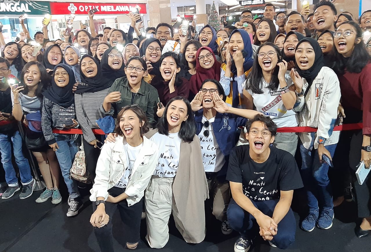 Suasana keseruan meet and greet film NKCTHI di Atrium Royal Plaza, Surabaya, Minggu 22 Desember 2019. (Foto: Pita/ngopibareng.id)