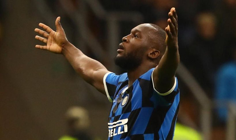 Lukaku tampil produktif bersama Inter Milan meski Serie A disebut sebagai kompetisi dengan pertahanan tersulit di dunia. (Foto: Twitter/@