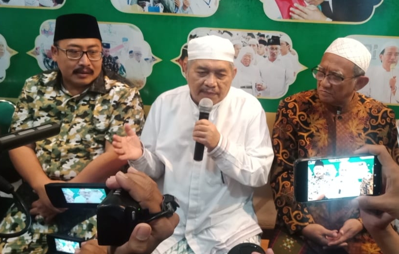 Wakil Ketua Rais Syuriah PWNU Jatim, KH Nuruin A Rachman dan KH Matin Jauhari (kanan). (Foto: Fariz/ngopibareng.id)