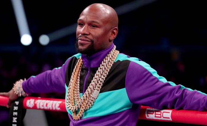 Petinju  Floyd Mayweather adalah atlet terkaya, memiliki kekayaan  915 juta dolar atau Rp12,8 triliun. (Foto: Antara)