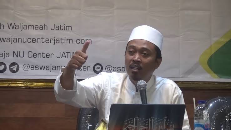 Ustadz Ma'ruf Khozin, Direktur Aswaja NU Center Jawa Timur. (Foto: fbmkh/ngopibareng.id)