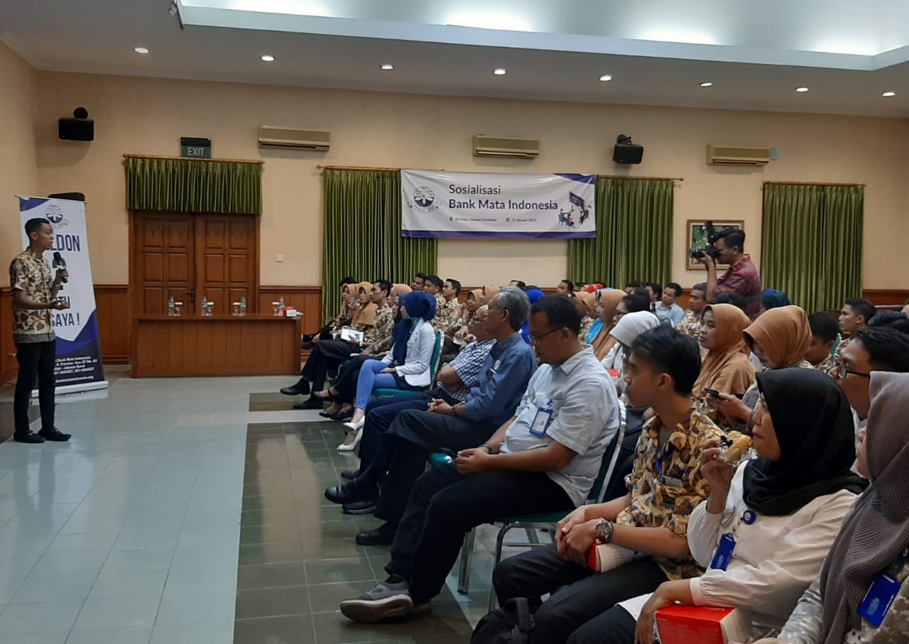 Sosialisai tentang Bank Mata Indonesia yang diikuti semua karyawan RSMU. (Foto: Pita/Ngopibareng.id)