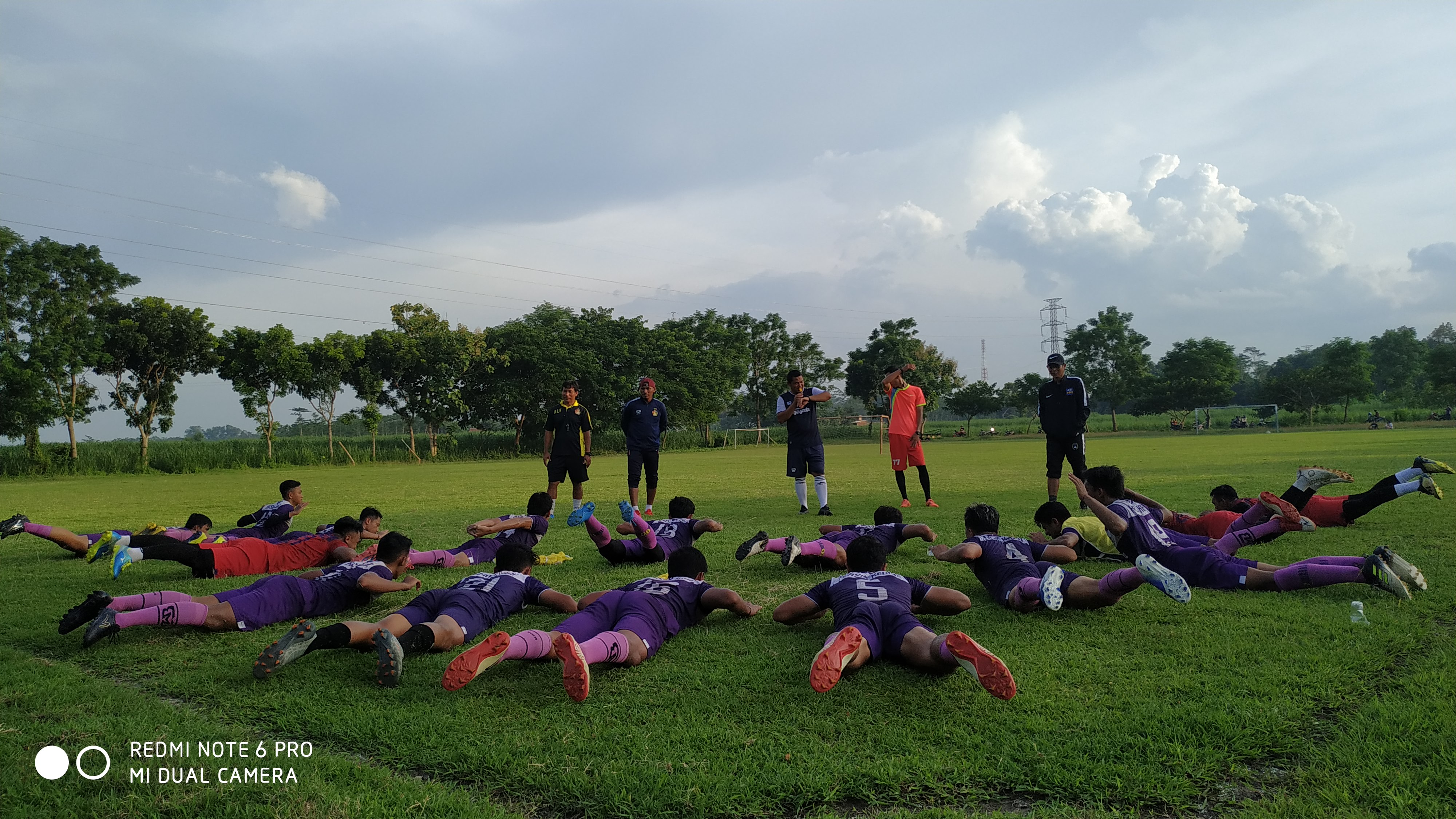 Persik Kediri menggelar latihan. (Foto: Fendi/ngopibareng.id)