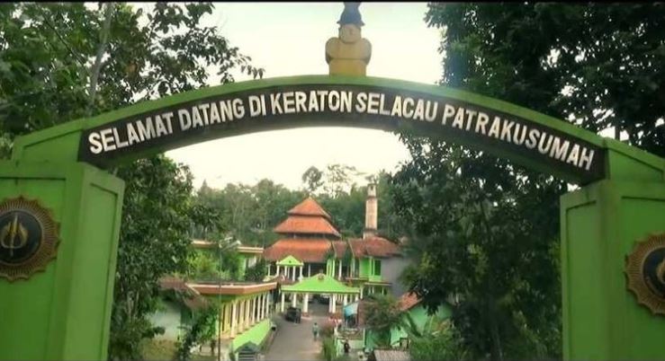 Kesultanan Selaco serba hijau. (Foto: Dok. Kesultanan Selaco)