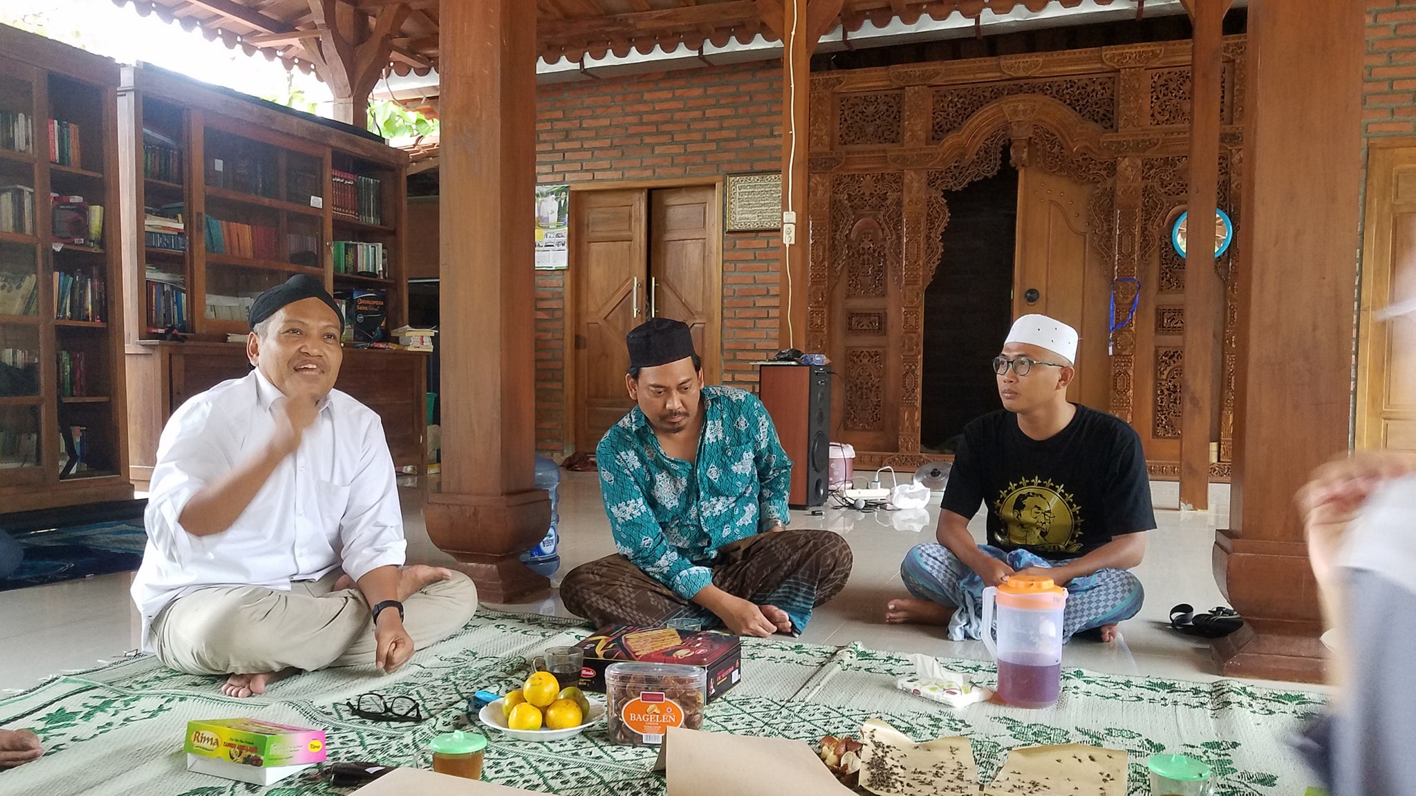 Ulil Abshar Abdalla saat di pesantren di Jogjakarta. (Foto: Istimewa)