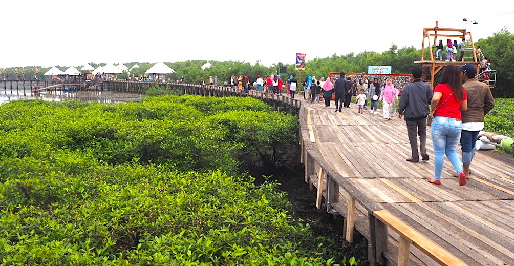 Salah satu anjungan di Bee Jay Bakau Resort (BJBR) Kota Probolinggo. (Foto: Istimewa)