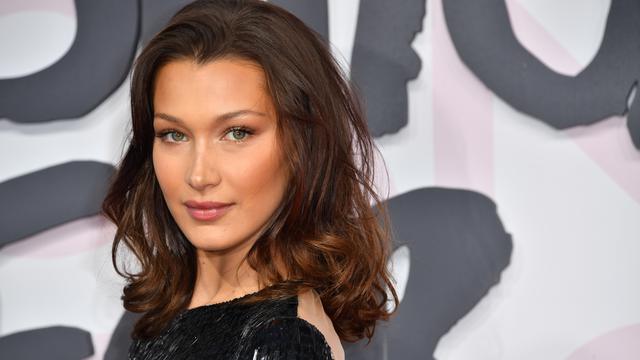 Bella Hadid, model pakaian dalam Victoria's Secret. (Foto: The New York Times)