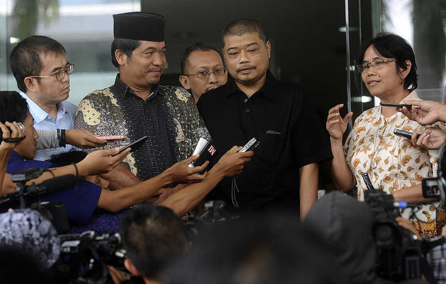 Romo Antonius Benny Susetyo, Staf Khusus Dewan Pengarah Badan Pembinaan Ideologi Pancasila (BPIP) (baju hitam). (Foto: Istimewa)