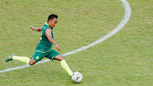 Pemain Persebaya, Rendi Irwan Saputra. (Foto: Istimewa)