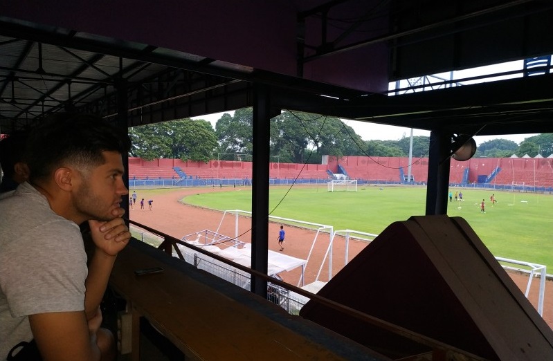 Rekrutan kedua pemain import Persik Kediri asal Argentina, Gaspar Vega. (Foto: Fendi/ngopibareng.id)