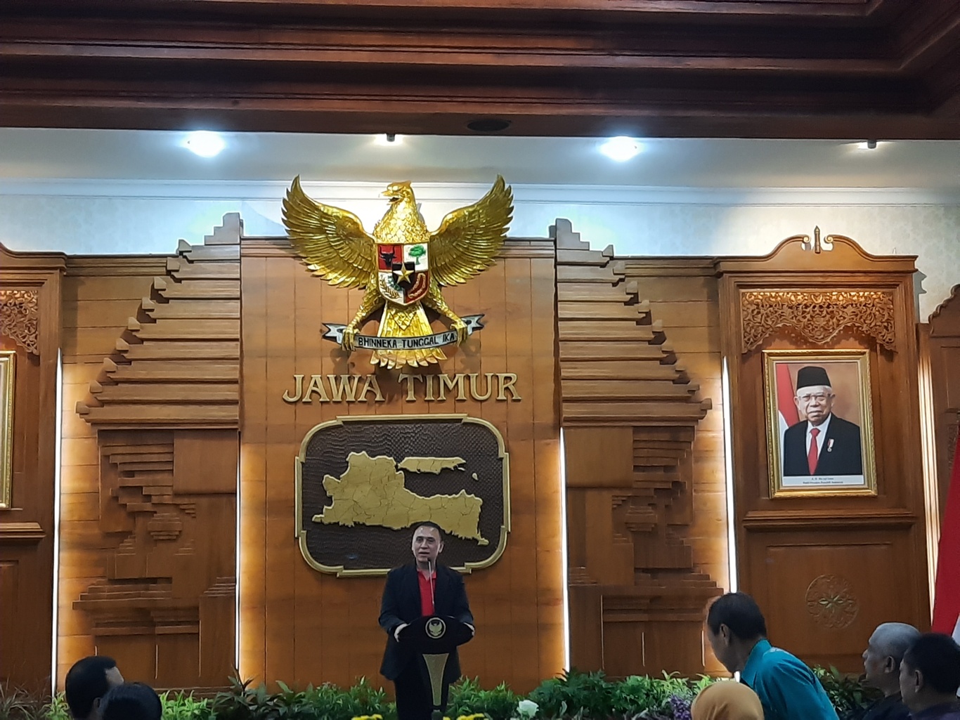 Ketua Umum PSSI Mochammad Iriawan saat berpidato di Gedung Negara Grahadi, Minggu 10 Februari 2020. (Foto: Alief/ngopibareng.id)