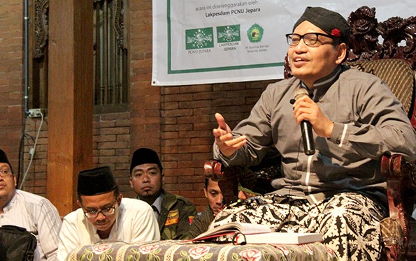 Intelektual muslim Ulil Abshar Abdalla, dalam suatu diskusi. (Foto: Istimewa)