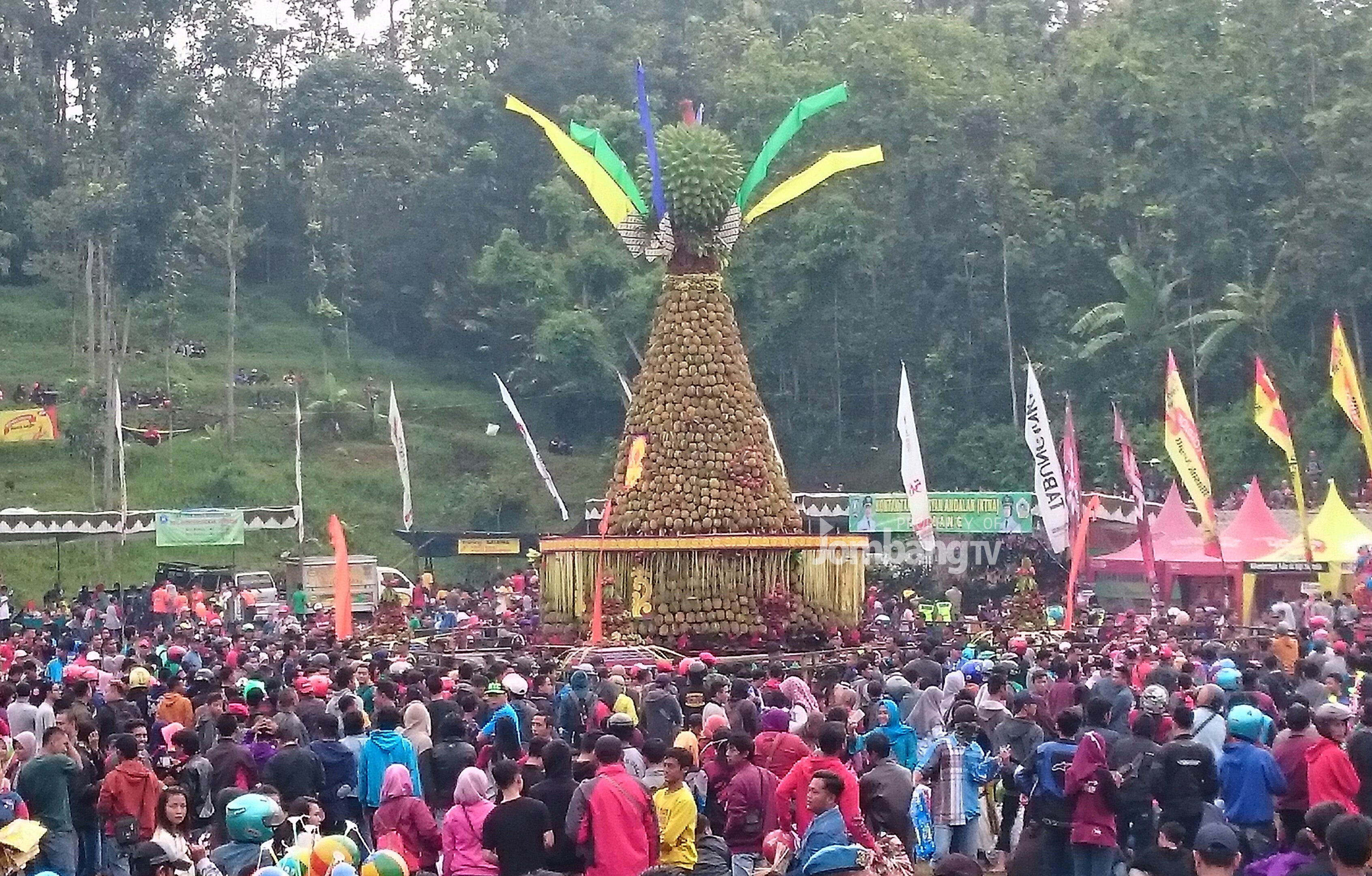Pesta Durian Wonosalam (Foto: jombang.tv)