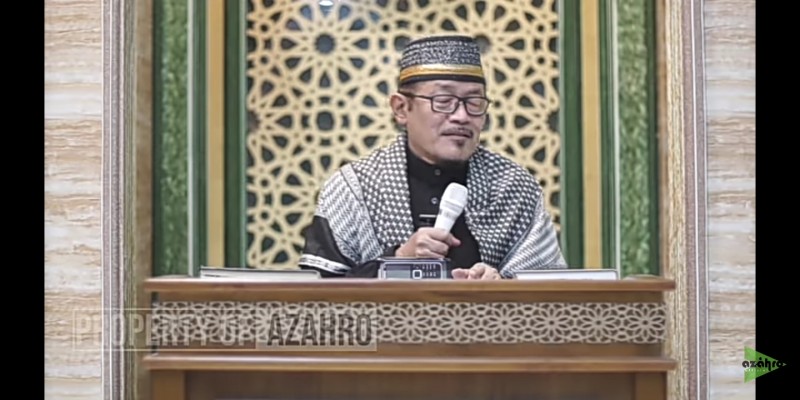 Tangkapan layar YouTube saat Prof. Ahmad Zahro memberikan ceramah. (Foto: YouTube) 