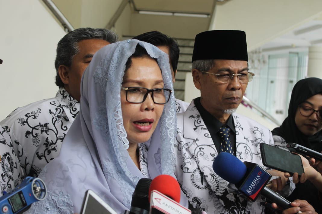 Ketua Umum Pengurus Besar Persatuan Guru Republik Indonesia (PB PGRI) Unifah Rosyidi. (Foto: Asmanu Sudharso/Ngopibareng.id)